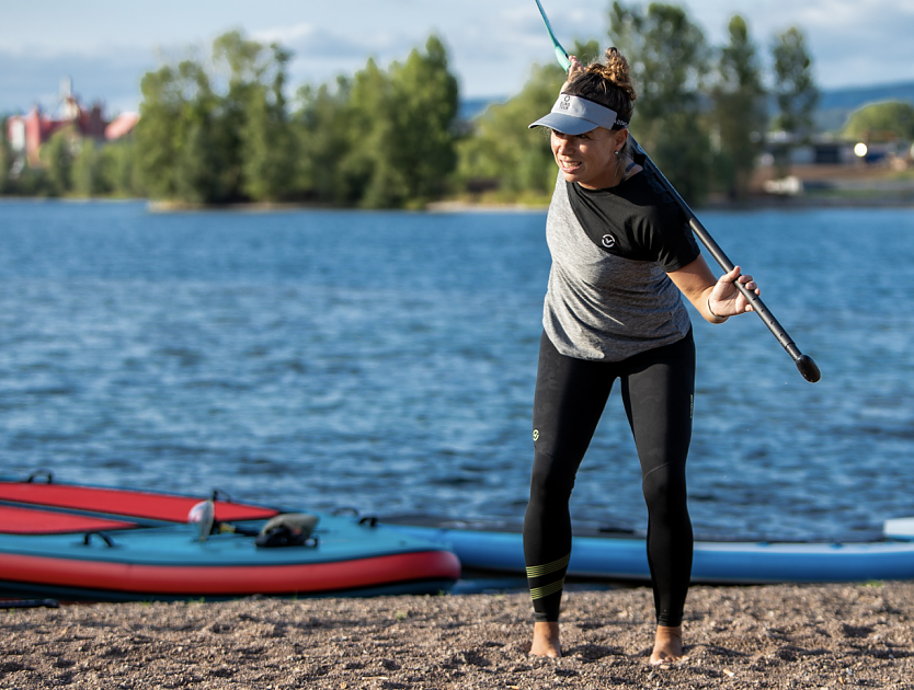 Susanne Lier ist SUP-Europameisterin, sch&auml;tzt aber eigentlich das Training und die Lehre mehr als den Wettkampf (Foto: Christoph Keil)