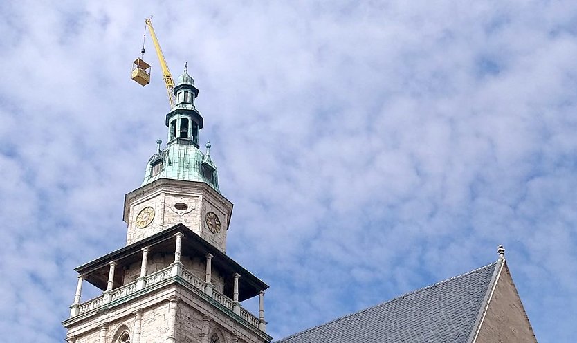Die Sicherung des Kirchturms beginnt (Foto: M.Fromm) Die Sicherung des Kirchturms beginnt (Foto: M.Fromm)
