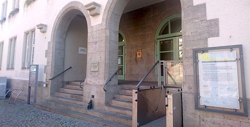 Hinter diesen T&uuml;ren verbirgt sich der Nordh&auml;user B&uuml;rgerservice - wenn man einen Termin hat! (Foto: A.Glashagel)