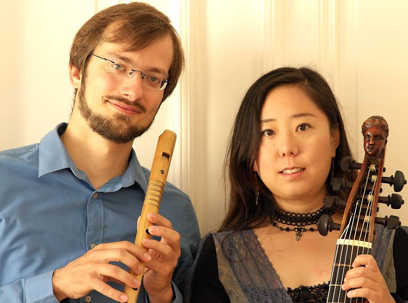 v.l. Martin Erhardt (Blockfl&ouml;te/ Cembalo/ Portativ); Miyoko Ito�(Viola da Gamba/�Fidel.��� (Foto: Kloster G&ouml;llingen)