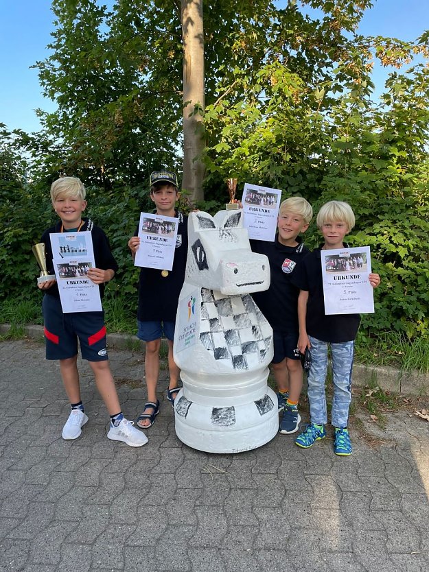Johan Meitzner, Simon L&ouml;ffelholz, Jonathan Meitzner, Jonas L&ouml;ffelholz (Foto: SC Rochade Leinefelde)