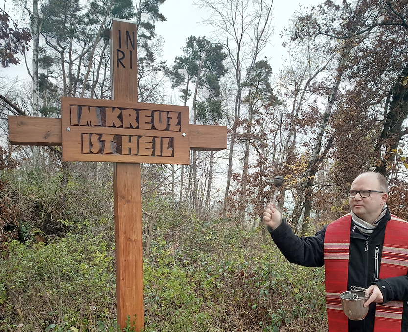 Einsegnung bei Hundshagen (Foto: Kath. Kirchengemeinde St. Andreas Teistungen)