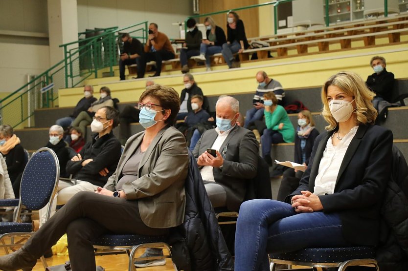 Die beiden Herausforderinnen: Annette Merz (links) und Alexandra Rieger (Foto: agl) Die beiden Herausforderinnen: Annette Merz (links) und Alexandra Rieger (Foto: agl)