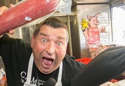 Wurst-Achim wei&szlig; ein Publikum zu unterhalten (Foto: Jobo)