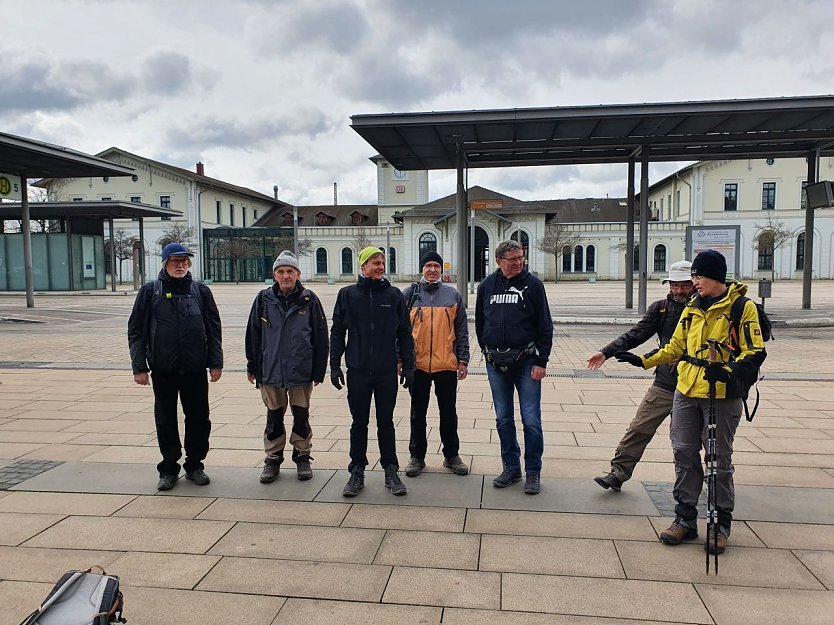 Los ging es am Samstag am Nordh&auml;user Bahnhof (Foto: Bodo Schwarzberg)