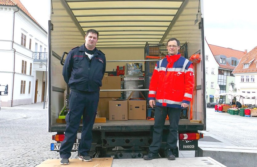 Hilfstransport nach Olkusz vor der Abfahrt (Foto: Landratsamt Kyffh&auml;userkreis)