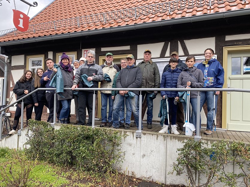 Fr&uuml;hjahrsputz in Harztor (Foto: Sandra Witzel)