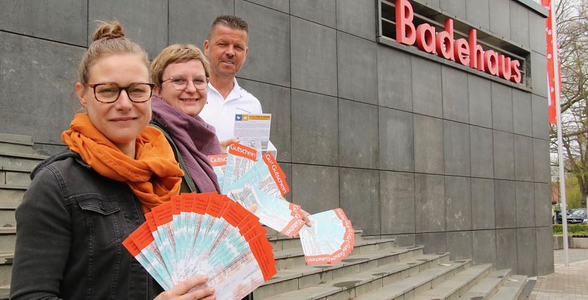 v.l.: Maria Bers, Stephanie Tiepelmann-Halm, Jens Eisenschmidt (Foto: agl)