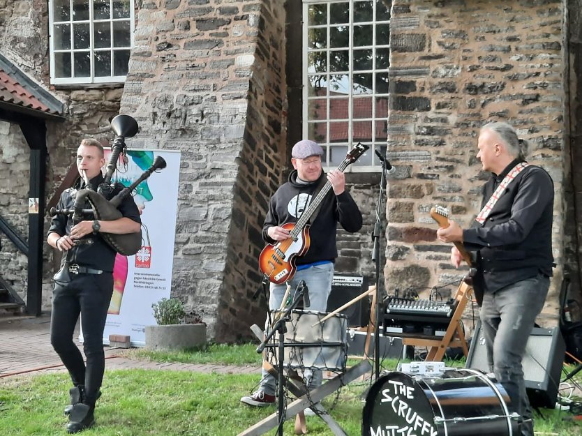 Die Scruffy Mutts gaben in Bielen ein Benefizkonzert (Foto: Evangelischer Kirchenkreis Südharz) Die Scruffy Mutts gaben in Bielen ein Benefizkonzert (Foto: Evangelischer Kirchenkreis Südharz)