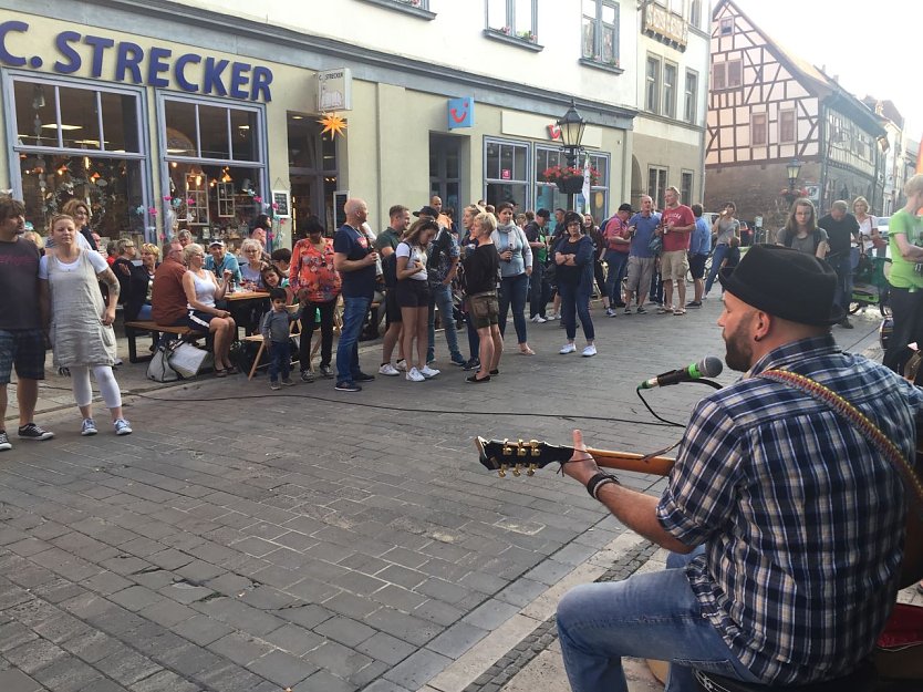 Steve Rettelbusch bei der Marienkirche zum Fest der Musik 2019 (Foto: Stadtverwaltung M&uuml;hlhausen)