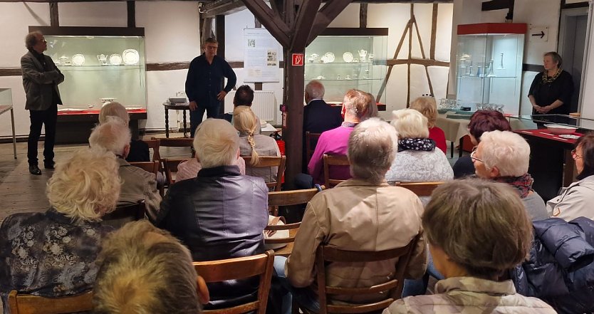 Ausstellungser&ouml;ffnung im Tabakspeicher (Foto: nnz)