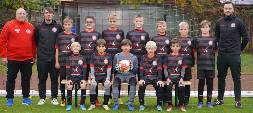 Bild: Neues Equipment f&uuml;r den Nachwuchs der FSG Salza