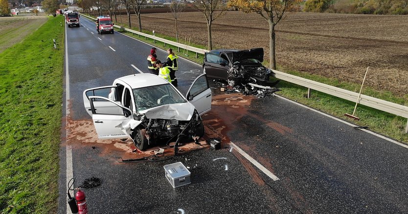 Frontalzusammensto&szlig; zwischen Gundersleben und Ebeleben (Foto: S. Dietzel)