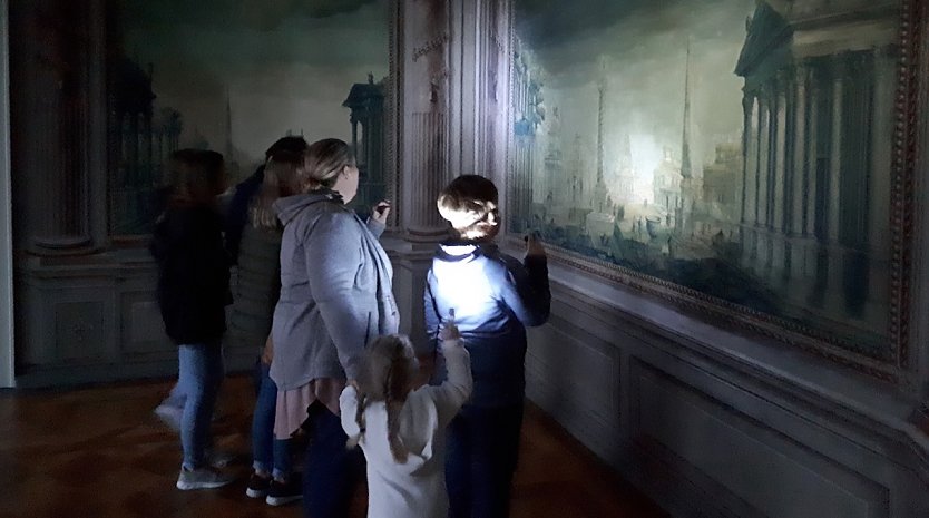 Taschenlampenf&uuml;hrung im Sondersh&auml;user Schlossmuseum (Foto: Janine Skara)