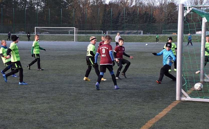 Wackers E 1-Junioren besiegen Badra (Foto: Martina Nebelung) Wackers E 1-Junioren besiegen Badra (Foto: Martina Nebelung)
