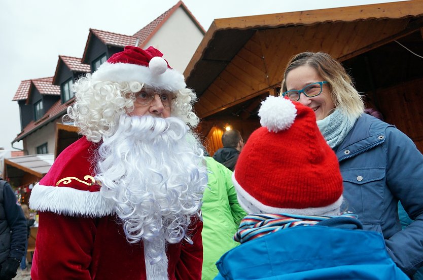 Der Weihnachtsmann kommt (Foto: Sandra Witzel) Der Weihnachtsmann kommt (Foto: Sandra Witzel)