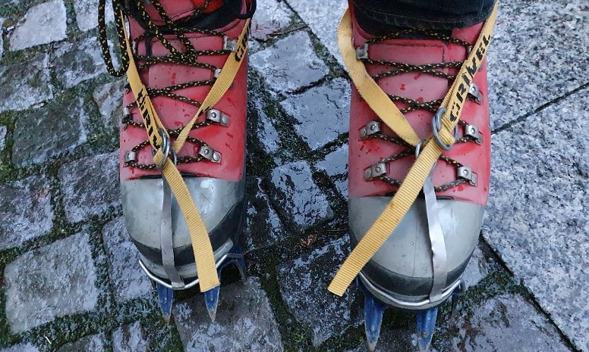 Bild: Steigeisenbew&auml;hrte Wanderschuhe waren gestern gefragt