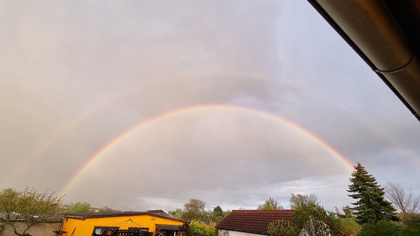 Doppelter Regenbogen in Bad Frankenhausen (Foto: Peter M&ouml;bius)