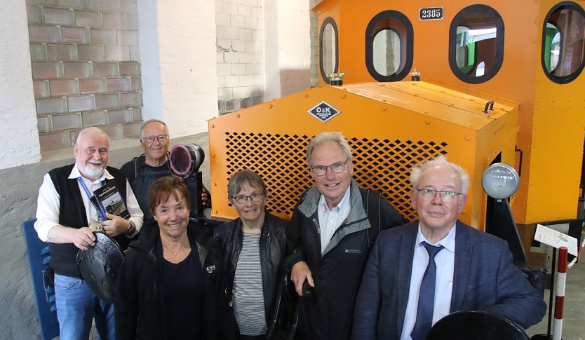 Schweizer Museumsfreunde zu Gast im Nordh&auml;user IFA Museum (Foto: agl)