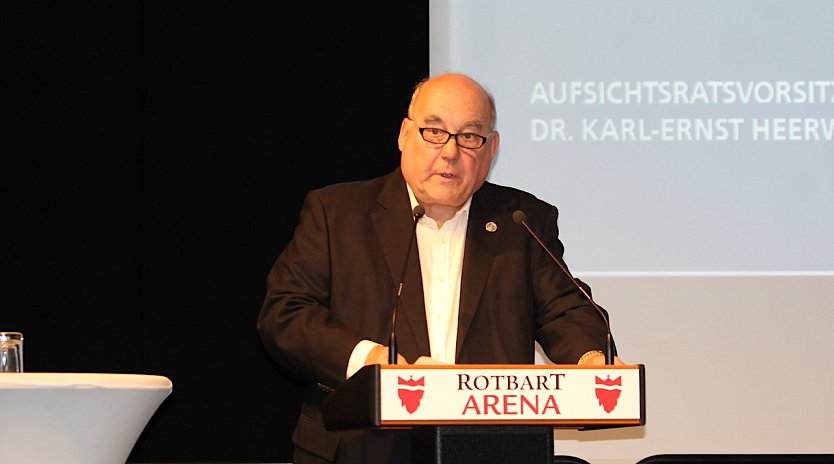 Aufsichtsratsvorsitzender Dr. Karl-Ernst Herwagen ist zufrieden mit der Arbeit der Bank (Foto: oas) Aufsichtsratsvorsitzender Dr. Karl-Ernst Herwagen ist zufrieden mit der Arbeit der Bank (Foto: oas)