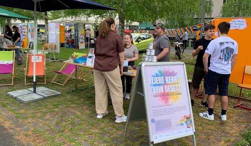Infostand des KiJuPas am Tag der offenen T&uuml;r in der Hochschule Nordhausen (Foto: KiJuPa)