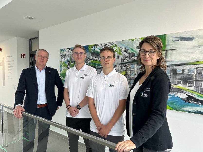 v.l.: Steffen Loup, Jonas Gryphan, Luca Bischoff, Sandra Nikoleizig (Foto: WBG S&uuml;dharz)