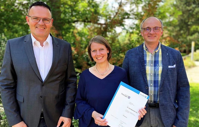 Bild: Prof. Dr. J&ouml;rg Wagner, Prof. Dr. Viola Sporleder-Geb und Prof. Dr. Stefan Zahradnik