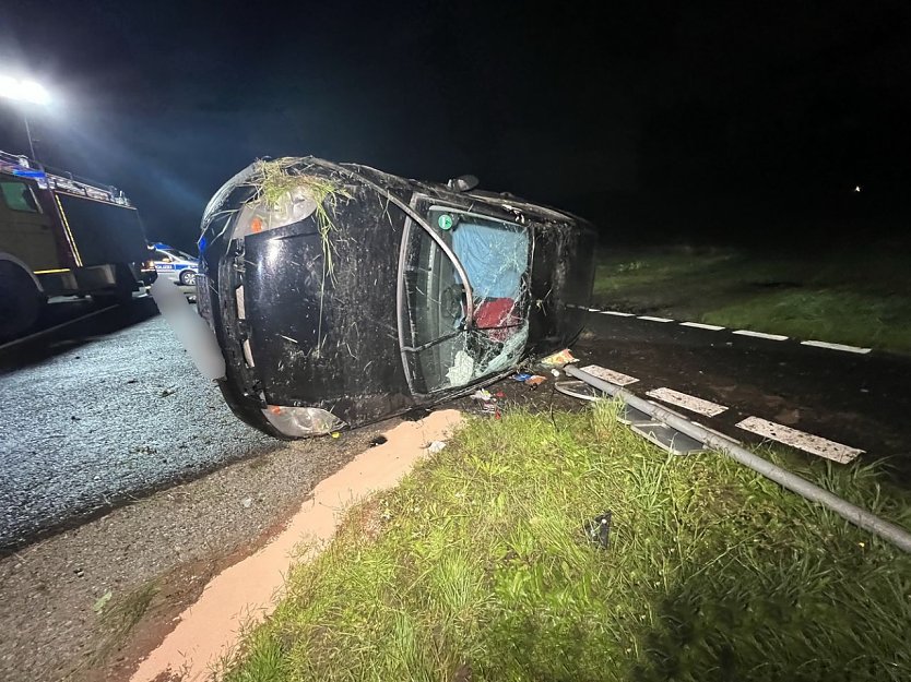 Unfall bei Obergebra (Foto: S. Dietzel) Unfall bei Obergebra (Foto: S. Dietzel)