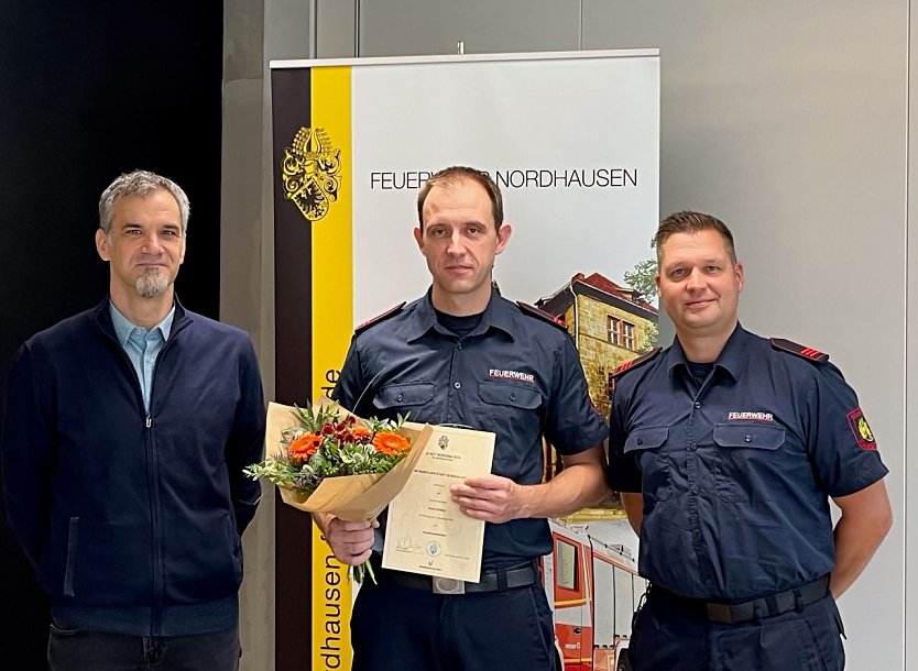 Oberb&uuml;rgermeister Kai Buchmann, Danny Gre&szlig;ler und Sandro Hertel (Foto: Stadt Nordhausen)