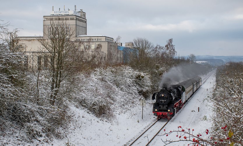 Bild: Dampfende Sonderfahrt im Schnee