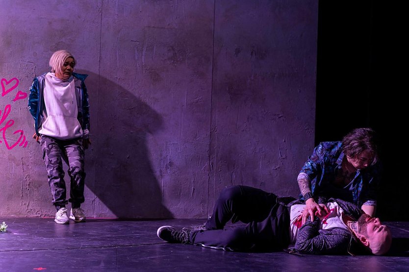 Szene aus Charles Gounods Oper &raquo;Rom&eacute;o et Juliette&laquo; (Foto: Tim M&uuml;ller)