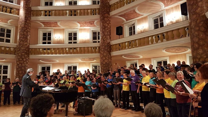 Gemeinsam singen (Foto: privat)