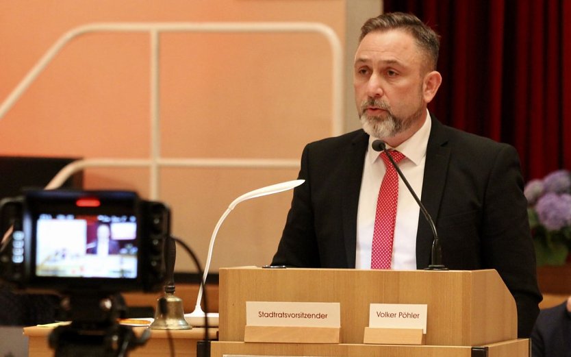 Ein angriffslustiger Bürgermeister Matthias Reinz sorgte für Kontroversen (Foto: Eva Maria Wiegand) Ein angriffslustiger Bürgermeister Matthias Reinz sorgte für Kontroversen (Foto: Eva Maria Wiegand)