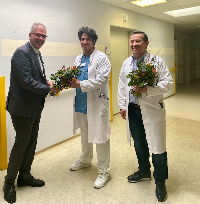 Von links nach rechts: Dr. Gregor Bett, Dr. med. Iyas Hami, Dr. med. univ. S&uuml;leyman Saz (Foto: Claudia Reich, Eichsfeld Klinikum)