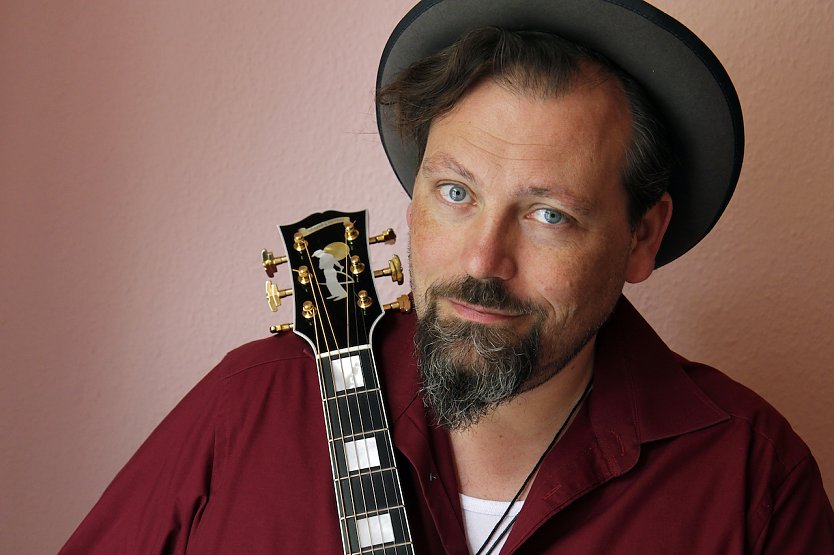 Der Musiker Roland Heinrich "Rumtreiber" kommt in das Panoramamuseum Bad Frankenhausen (Foto: Ernst_Fr&ouml;hlich)