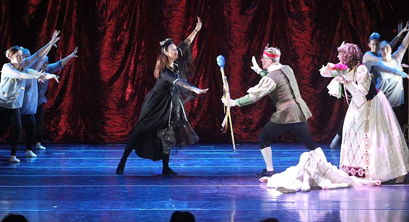 Das Tanzstudio Radeva tritt wieder im Theater auf (Foto: Radeva)