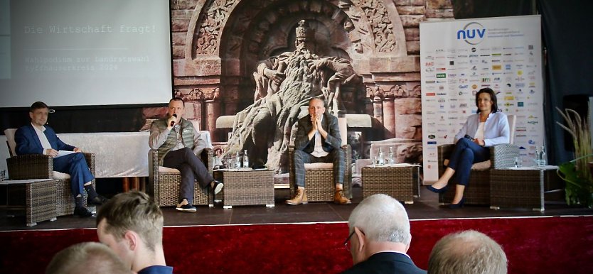 Wer wird Landrätin bzw. Landrat im Kyffhäuserkreis? (Archiv) (Foto: Eva Maria Wiegand) Wer wird Landrätin bzw. Landrat im Kyffhäuserkreis? (Archiv) (Foto: Eva Maria Wiegand)