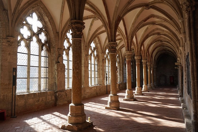 Doppelschiffiger Kreuzgang  (Foto: &copy; ZisterzienserMuseum Kloster Walkenried)