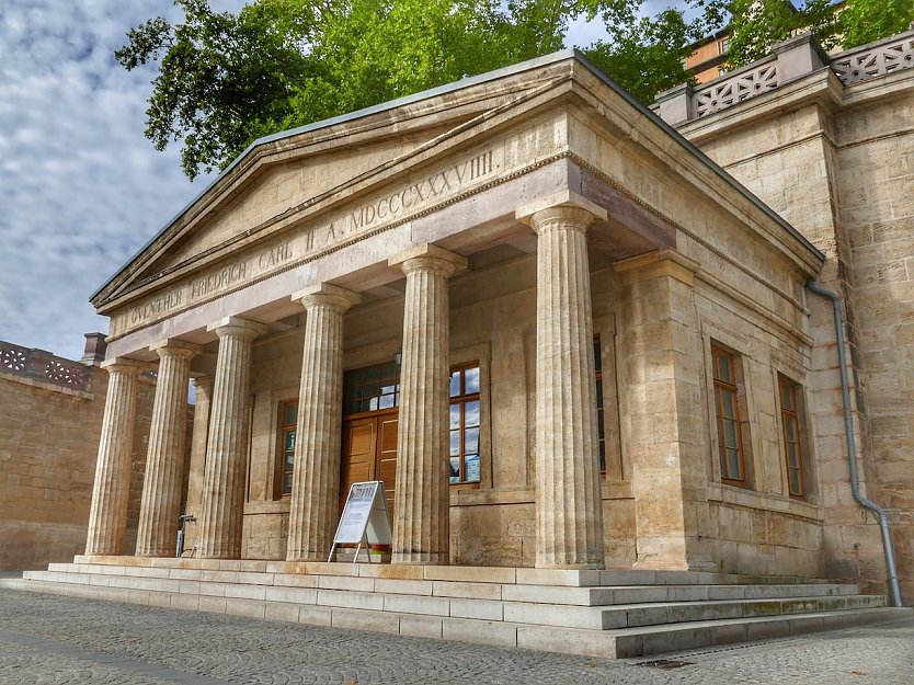 Alte WAche in Sondershausen (Foto: Am 25.August findet ab 13:30 Uhr eine F&uuml;hrung mit dem G&auml;stef&uuml;hrer Dirk Molis zum Thema Klassizismus in Sondershausen" statt. Begeben auf einen besonderen Spaziergang durch Sondershausens Innenstadt..)