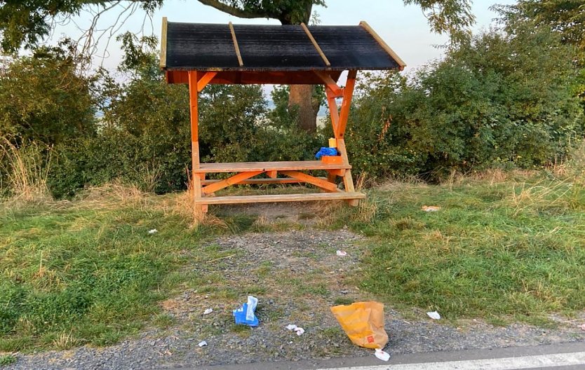 So sah die Waldsch&auml;nke gestern Morgen am Radweg nach Hesserode aus (Foto: privat)