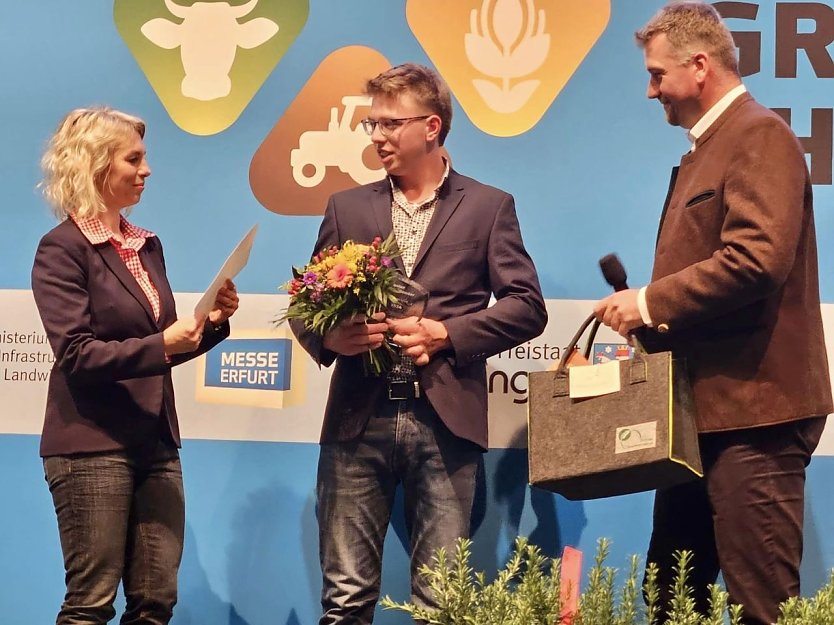 Landwirtschaftministerin Susanna Karawanskij, rechts Lars Fliege, der Vizepr&auml;sident des Th&uuml;ringer Bauernverbandes. (Foto: privat)