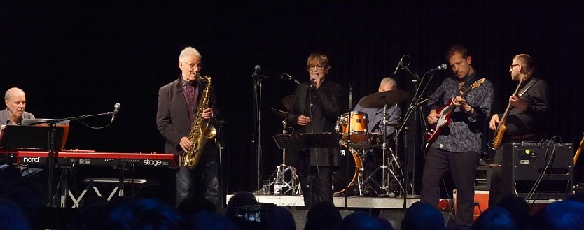 Jazz pur auf der B&uuml;hne des Jugendclubhauses (Foto: psg)