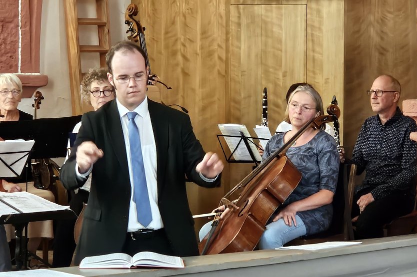 Geistliche Abendmusik in Nordhausen (Foto: R.Englert ) Geistliche Abendmusik in Nordhausen (Foto: R.Englert )