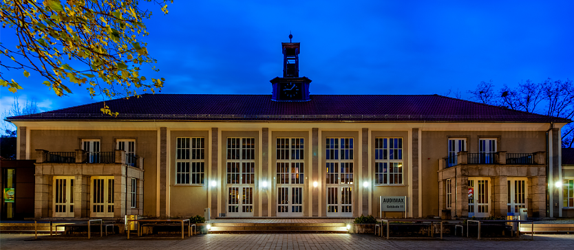 Besuchen Sie den Campus und erleben Sie einen Tag und eine Nacht voller Wissen, Inspiration und faszinierender Entdeckungen! (Foto: Thomas G&ouml;sel)