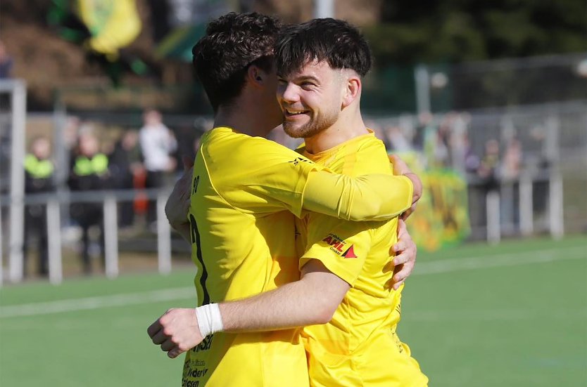 Erfolgserlebnis im Heimspiel: Wacker besiegt Weimar ungefährdet (Foto: FSV Wacker) Erfolgserlebnis im Heimspiel: Wacker besiegt Weimar ungefährdet (Foto: FSV Wacker)