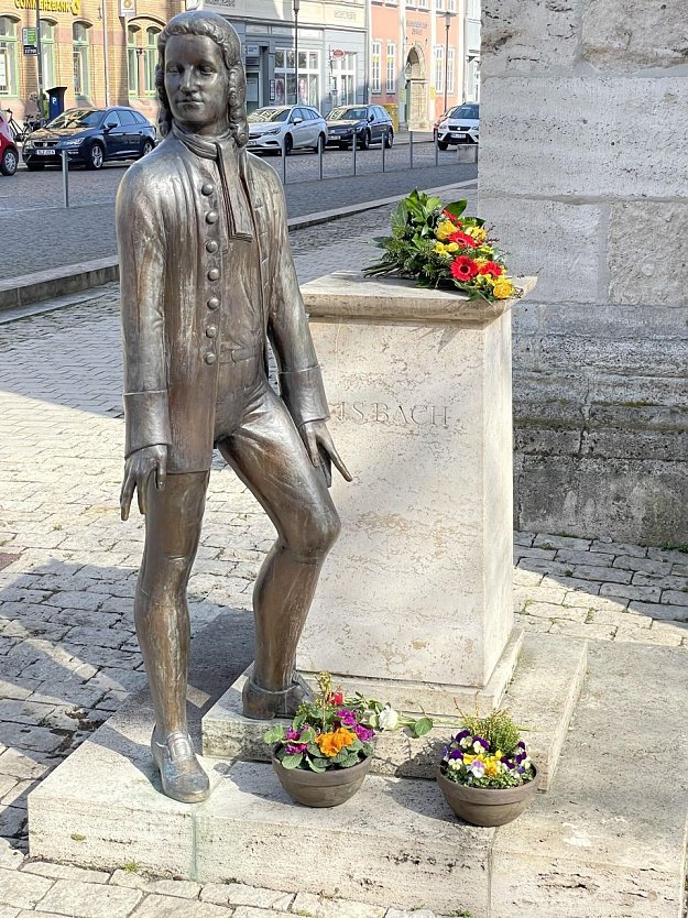 Das Bach-Denkmal in M&uuml;hlhausen (Foto: Stadt M&uuml;hlhausen)