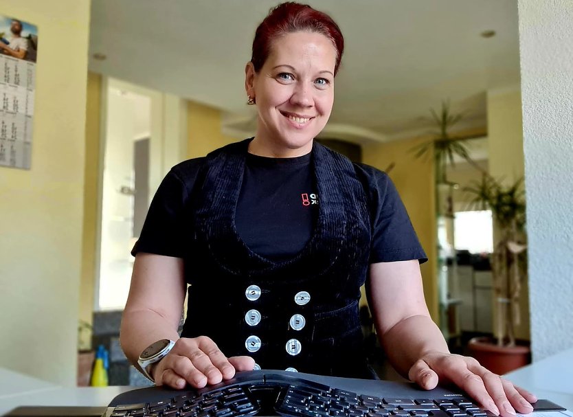 Hat Spa&szlig; an ihrer Arbeit: Cornelia Wilhelm &uuml;ber ihre Erfahrungen in einer Dchdeckerfirma (Foto: C.Wilhelm)