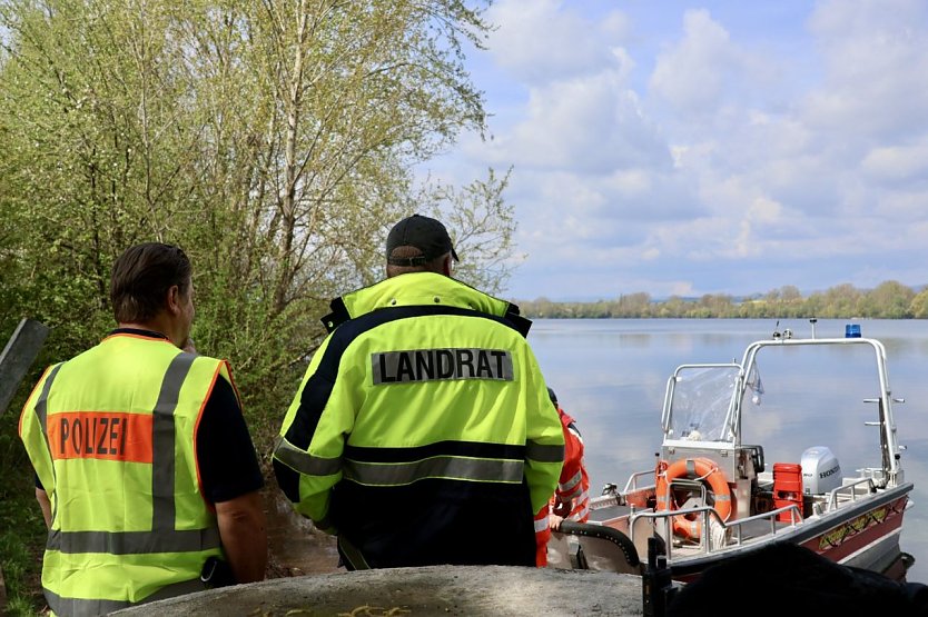 Der Einsatz am M&ouml;wensee ging am Wochenende tragisch aus (Foto: Pressestelle Landratsamt)
