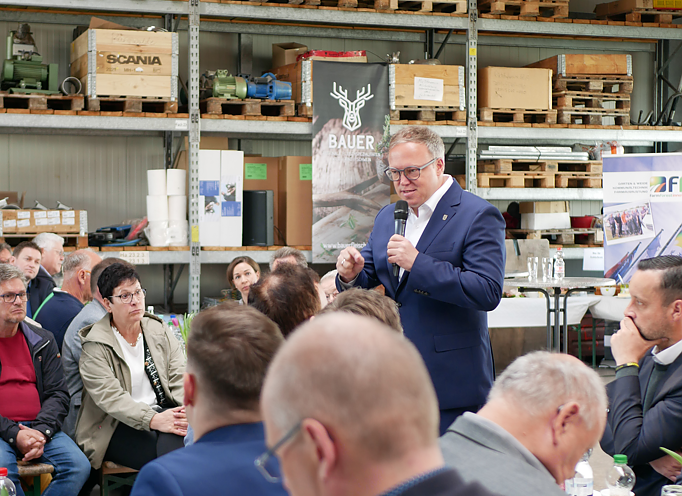 Ministerpr&auml;sident Mario Voigt beim Handwerkerfr&uuml;hst&uuml;ck in Nohra (Foto: CDU KV NDH)