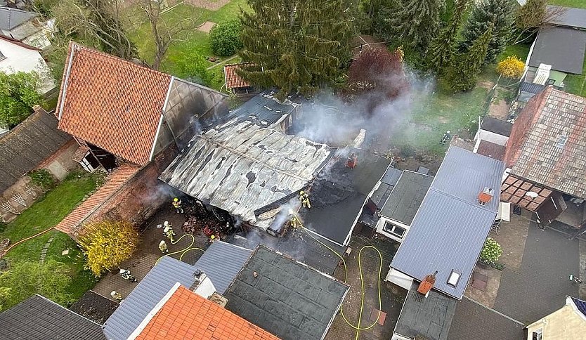 Abgebrannte Scheune in Uthleben am 18. April 2025 (Foto: privat)